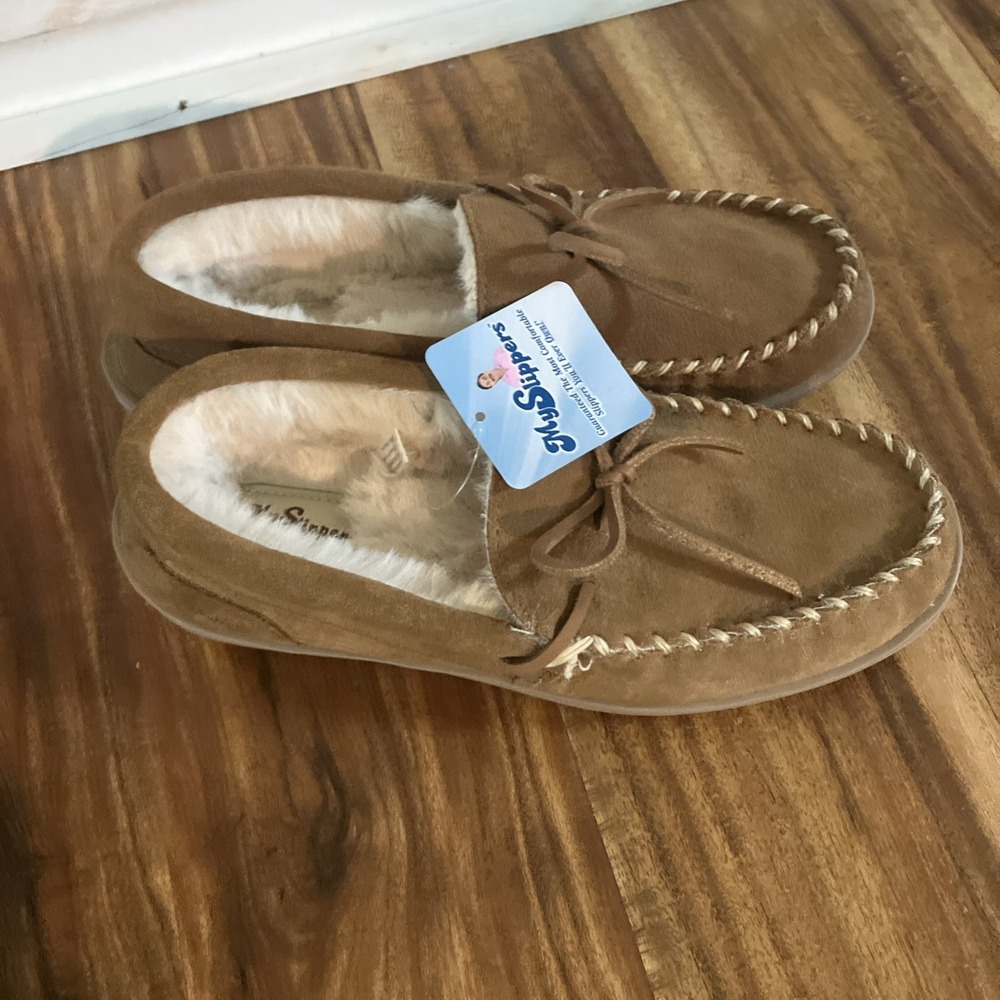 New My Pillow My Slippers Womens Leather Fur-Lined Moccasin House Shoes Tan Sz 8
